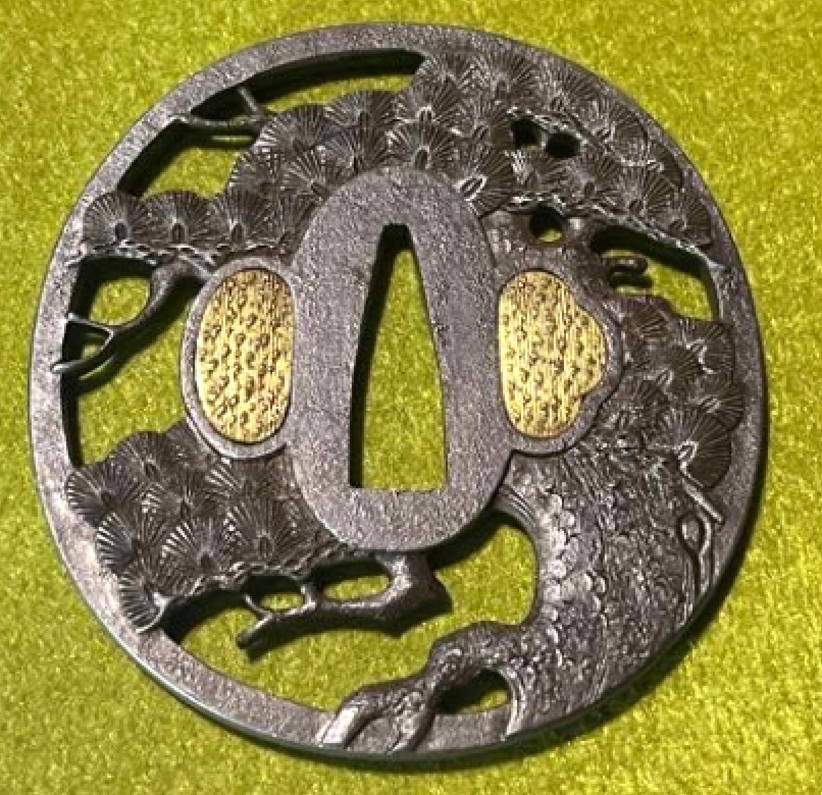 Shouzu Sukashiba Tsuba 松樹透鐔 Muromachi era 1400s with NBTHK Tokubetsu Kichou Tosogu