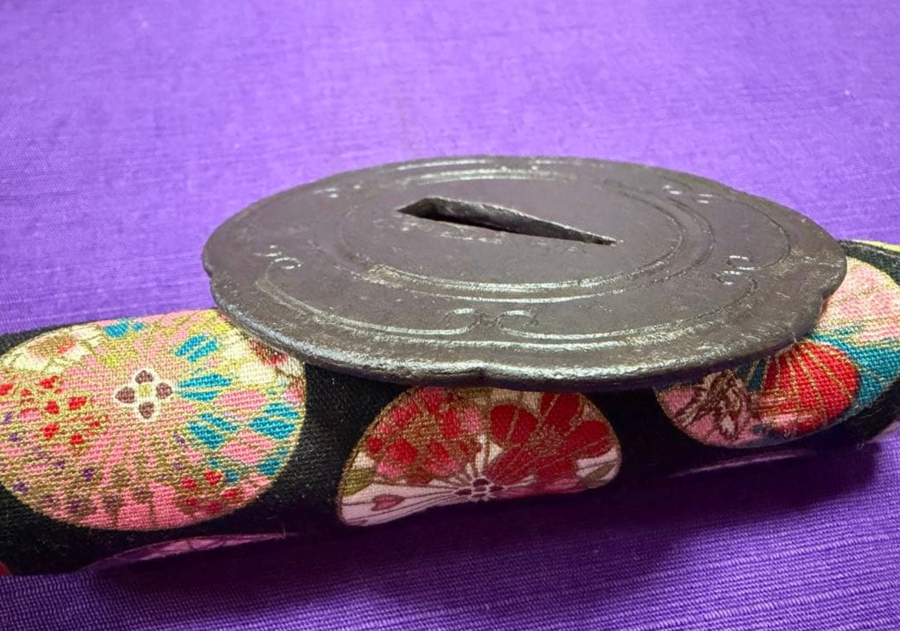 Tsuba Iron Ground Quince-Shaped Enjyu Kunihide Edo 1800s NBTHK Certificate